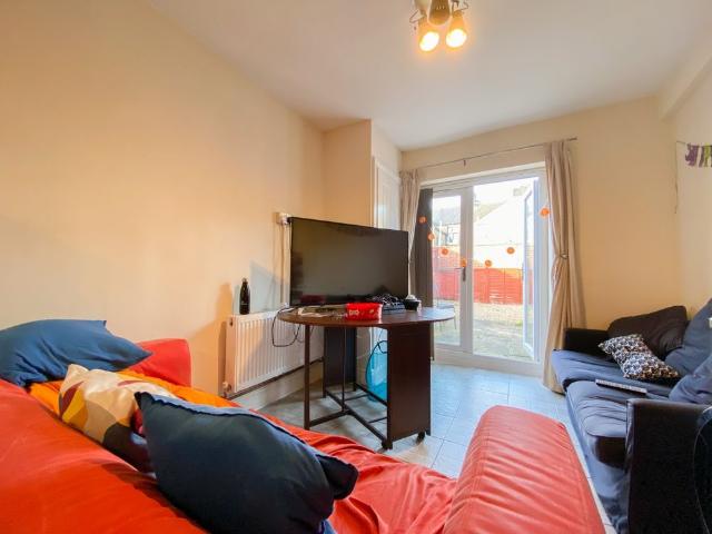 House for rent in The Colonies, Cardiff