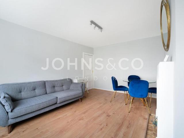 House for rent in London Borough of Hounslow, Greater London