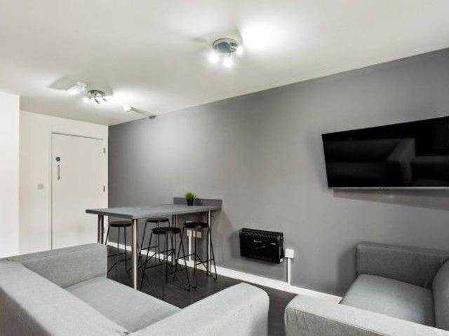 Room for rent in Old Lenton, Haddon