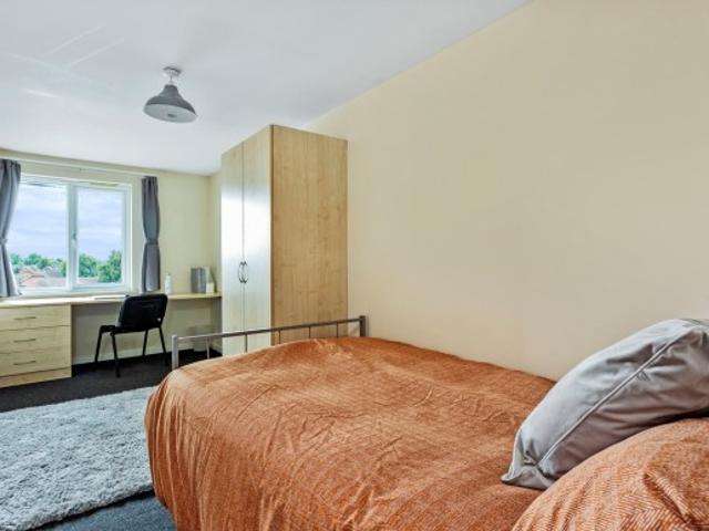 Room for rent in Old Lenton, Haddon