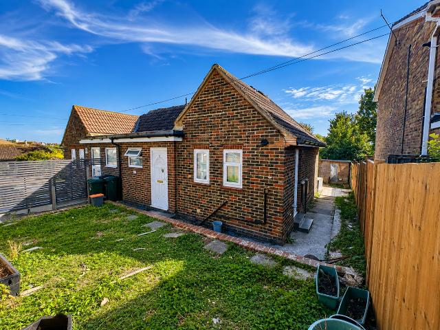 House for rent in Whitehawk, Brighton & Hove