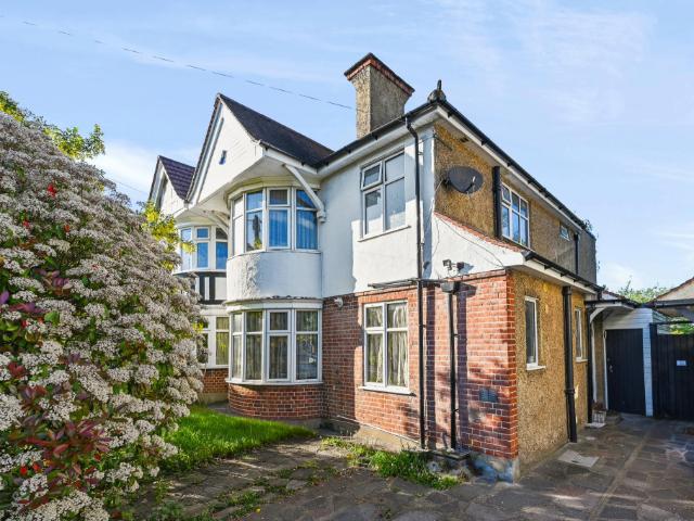 House for rent in Pinner, Greater London