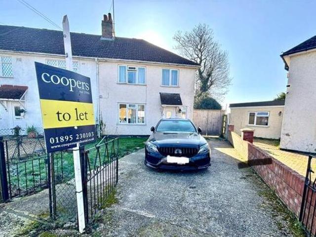 House for rent in Uxbridge, Greater London