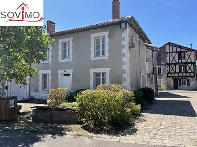 Maison vente à Confolens, Manot