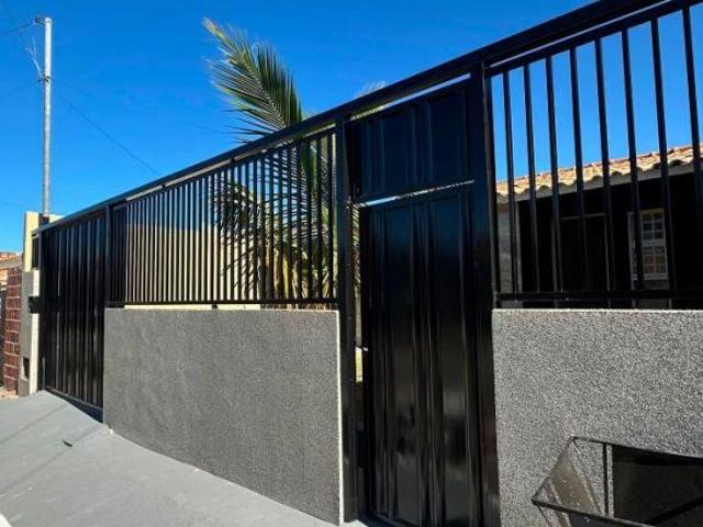 Casa venda em Região Geográfica Imediata de Águas Lindas de Goiás, Região Integrada de Desenvolvimento do Distrito Federal e Entorno