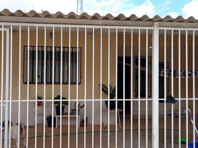 Casa venda em Região Geográfica Imediata de Águas Lindas de Goiás, Região Integrada de Desenvolvimento do Distrito Federal e Entorno