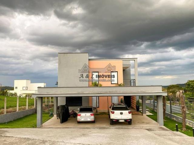 Casa venda em Região Imediata de Taubaté-Pindamonhangaba, Região Metropolitana do Vale do Paraíba e Litoral Norte