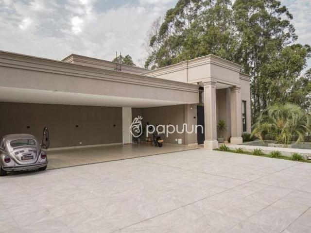 Casa venda em Centro Comercial e Empresarial Jubran, Barueri