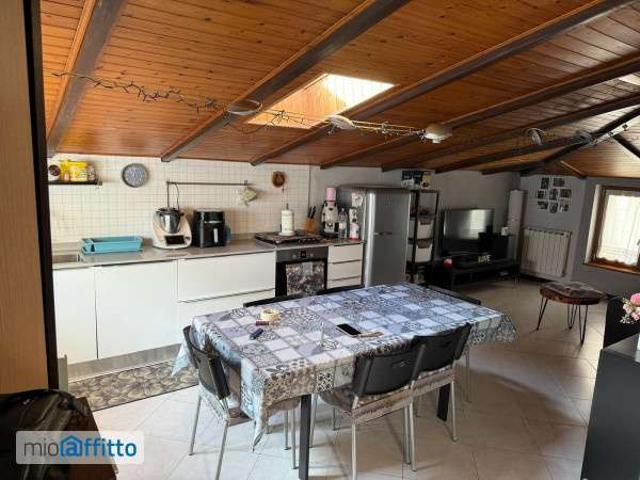 Appartamento in affitto a Lucernate, Rho