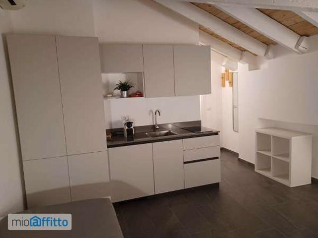 Appartamento in affitto a Municipio 5, Milano