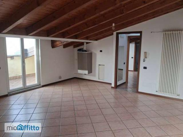 Appartamento in affitto a Oneta, Calolziocorte