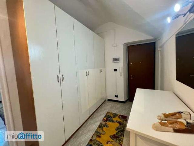 Appartamento in affitto a Medio Levante, Serra Riccò