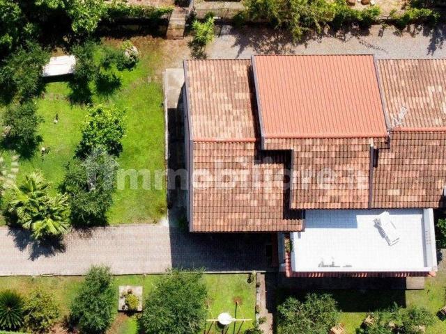 Villa Indipendente in affitto a Calabria, Cosenza