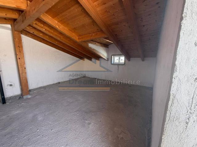 Villa Indipendente in affitto a Grezzana, Veneto