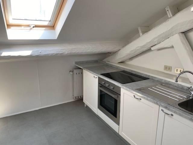 Attico in affitto a Brera, Milano