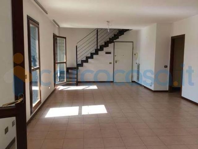 Appartamento in affitto a Melegnano, Lombardia