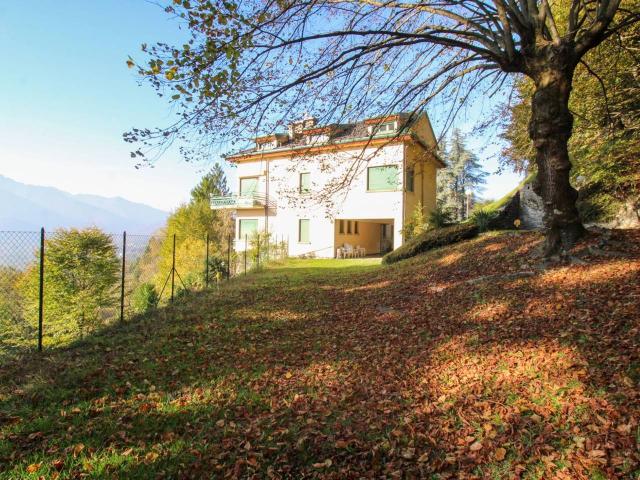 Attico in vendita a Alta Valle Intelvi, Scaria
