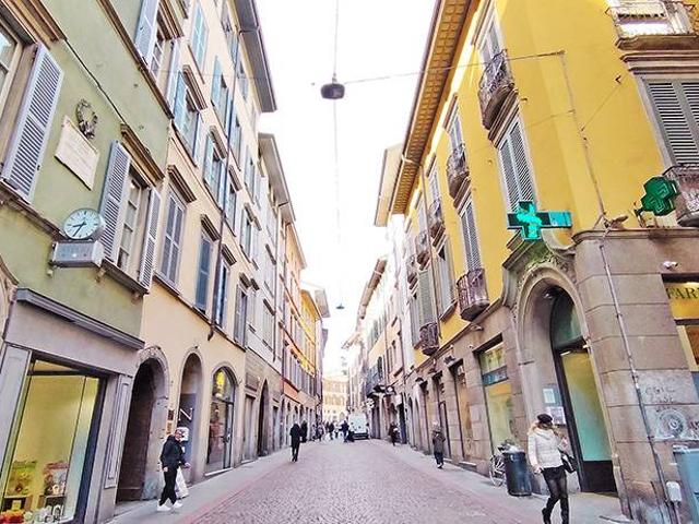 Attico in vendita a Città Alta, Bergamo