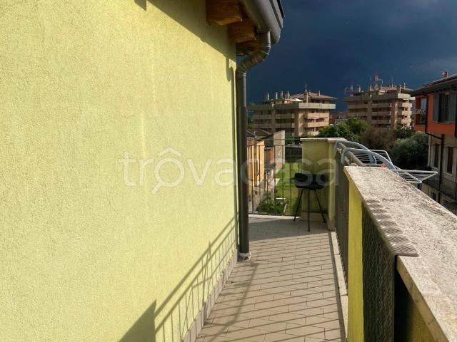 Attico in vendita a Cesano Maderno, Lombardia