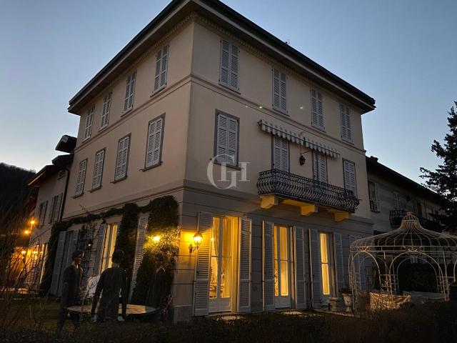 Attico in vendita a Como