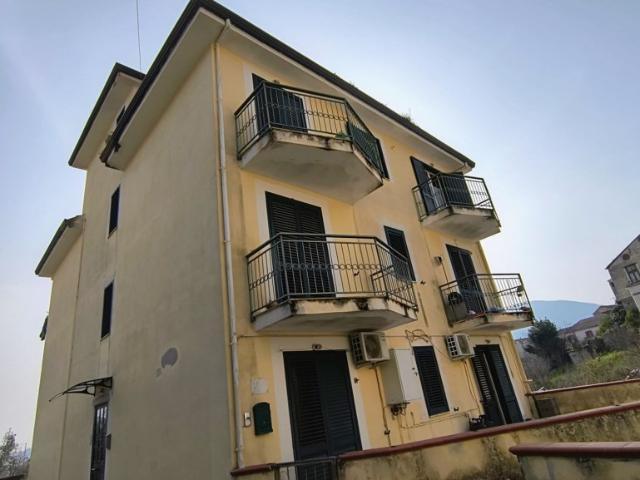Attico in vendita a Giffoni Sei Casali, Salerno