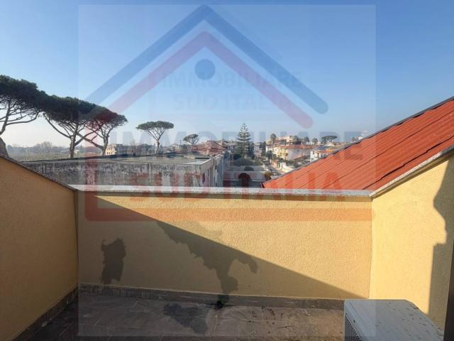 Attico in vendita a Giugliano In Campania, Campania