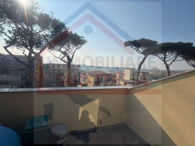 Attico in vendita a Giugliano In Campania, Campania