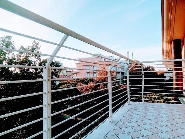 Attico in vendita a Rimini, Reggio Emilia