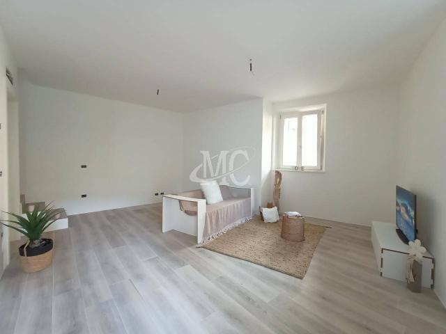 Attico in vendita a Comunità della Vallagarina, Borgo Sacco