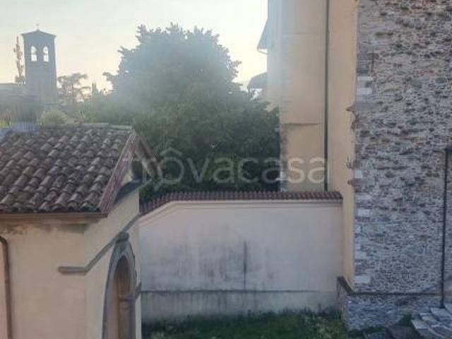 Attico in vendita a Nese, Alzano Lombardo