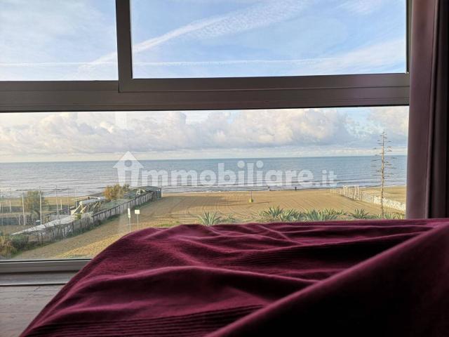 Villa Indipendente in affitto a Torvajanica, Roma Capitale