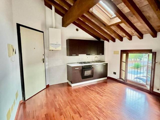 Villa Indipendente in affitto a Val d’Enza, Re