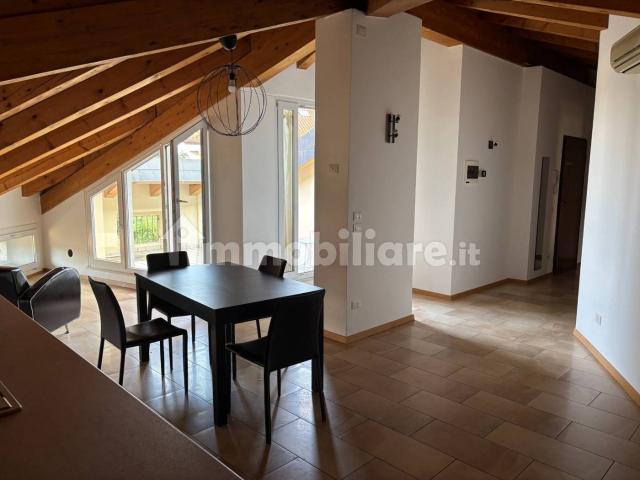 Villa Indipendente in affitto a Marche, Macerata