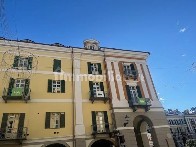 Villa Indipendente in affitto a Centro Storico, Piemonte