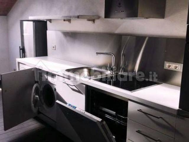 Villa Indipendente in affitto a Piemonte, Torino