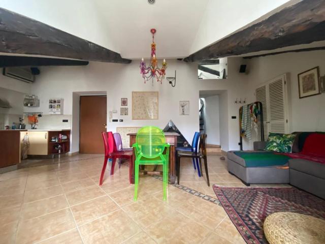 Villa Indipendente in affitto a Circoscrizione 1, Piemonte