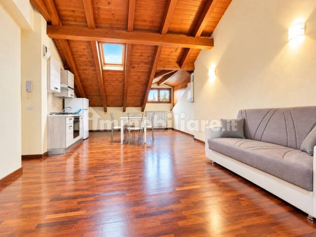 Villa Indipendente in affitto a Caslino al Piano, Cadorago