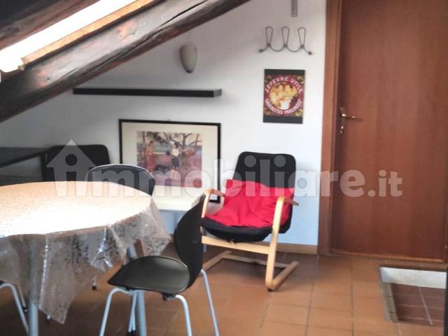 Villa Indipendente in affitto a Circoscrizione 3, Piemonte