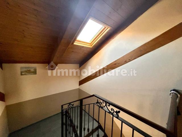 Villa Indipendente in affitto a Piemonte, Novara