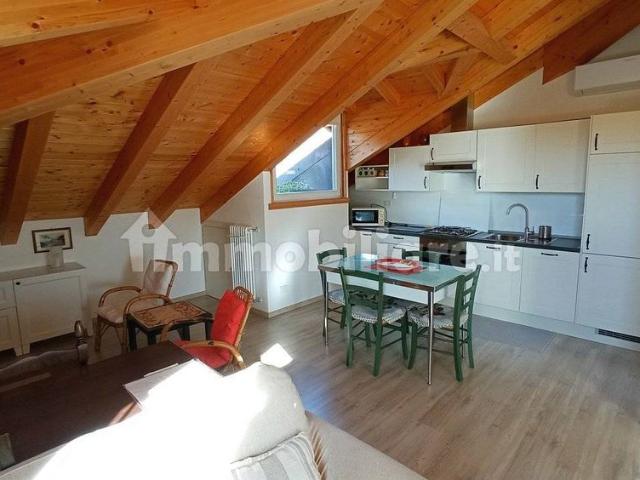 Appartamento in affitto a Villa Lesa, Piemonte