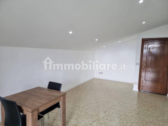 Villa Indipendente in affitto a Piemonte, Cuneo