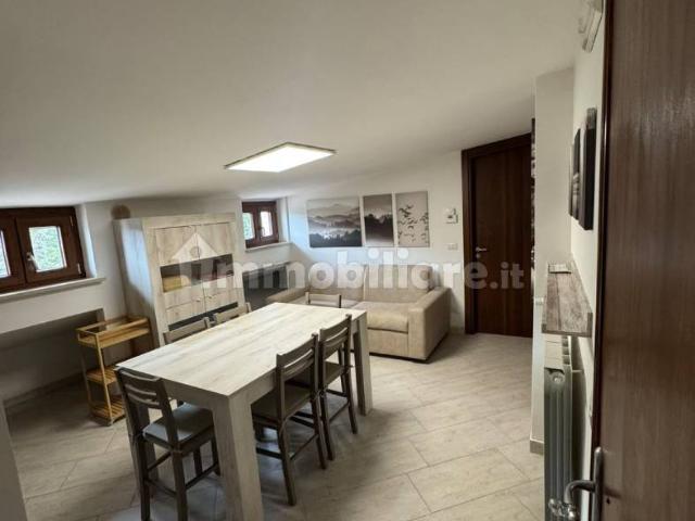 Villa Indipendente in affitto a Tornimparte, Abruzzo