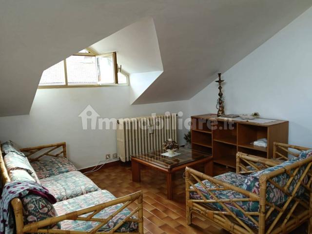 Villa Indipendente in affitto a Unione Montana di Comuni delle Valli di Lanzo, Ceronda e Casternone, Piemonte