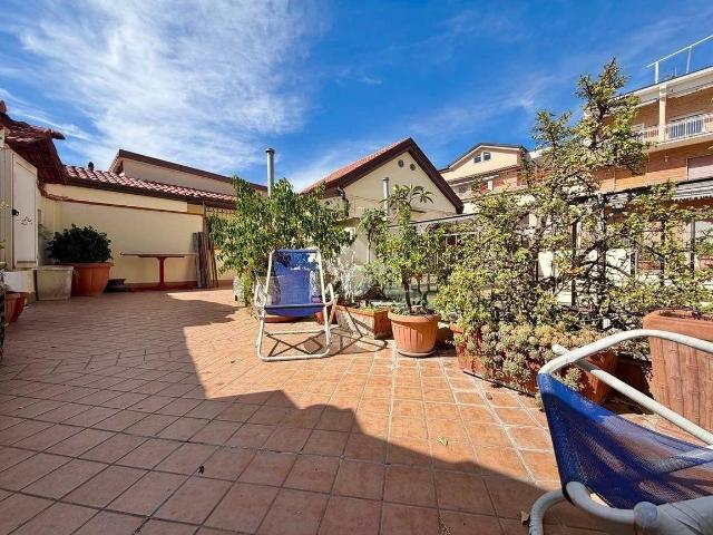 Villa Indipendente in affitto a San Giorgio di Acilia, Roma Capitale