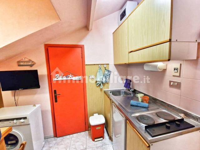 Villa Indipendente in affitto a San Remo, Liguria