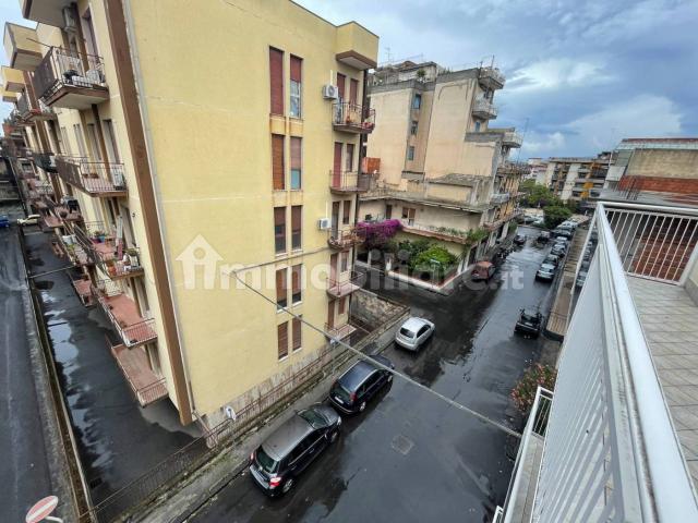 Villa Indipendente in affitto a Paternò, Sicilia