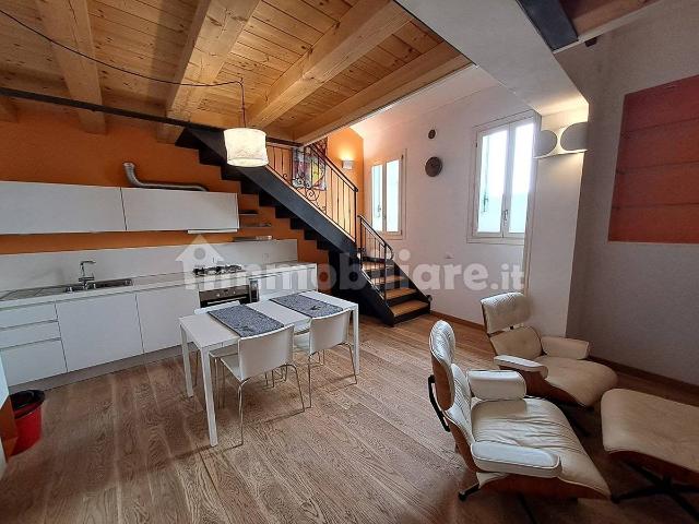 Villa Indipendente in affitto a Angarano, Bassano Del Grappa
