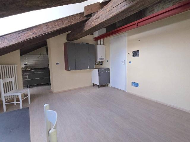 Villa Indipendente in affitto a Circoscrizione 1, Piemonte