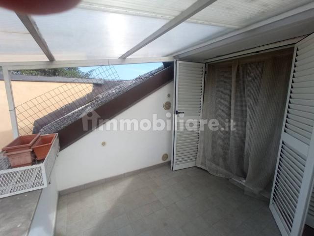 Villa Indipendente in affitto a Rosciano, Marche
