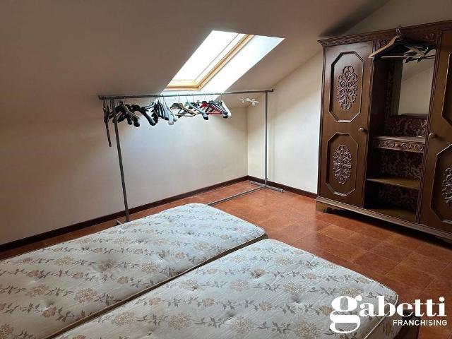 Villa Indipendente in affitto a Piemonte, Biella